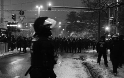 Verletzte durch friedlichen Protest – Dresden-Gedenken 2013